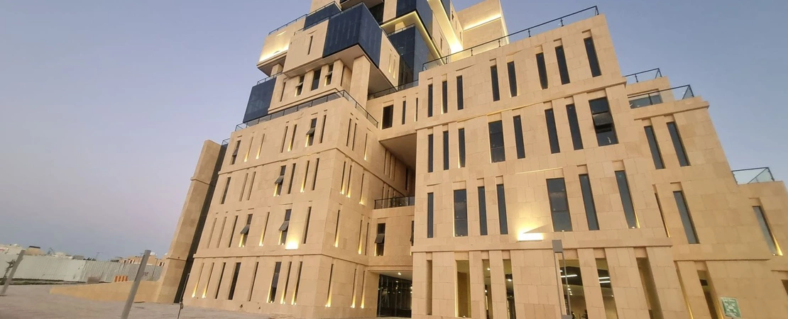 Contemporary office tower façade with modern architectural design
